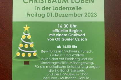 Christbaumloben in der Ladenzeile …