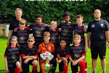 Wahnsinn! Die E1 – ungeschlagen Meister! …